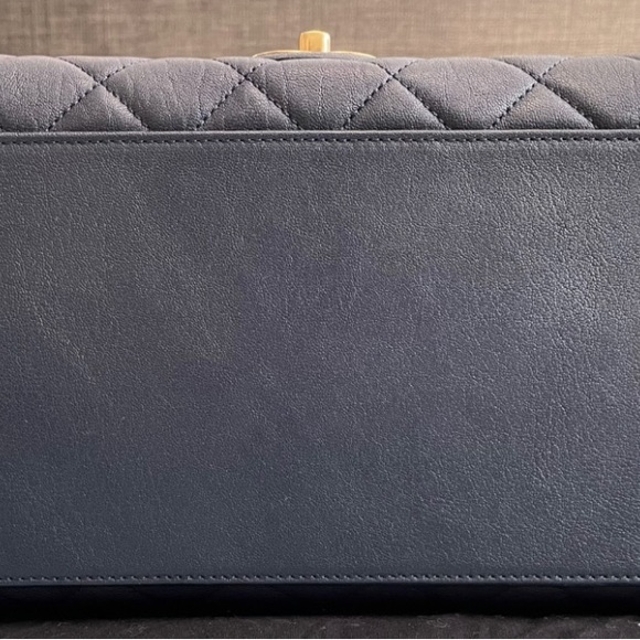 Chanel Trapezio Leather Handbag - Picture 8 of 10